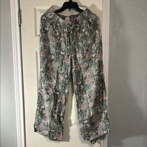 Joie green linen blend floral pants